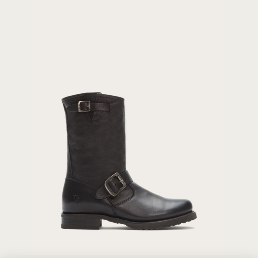 Frye short leather Veronica black boots